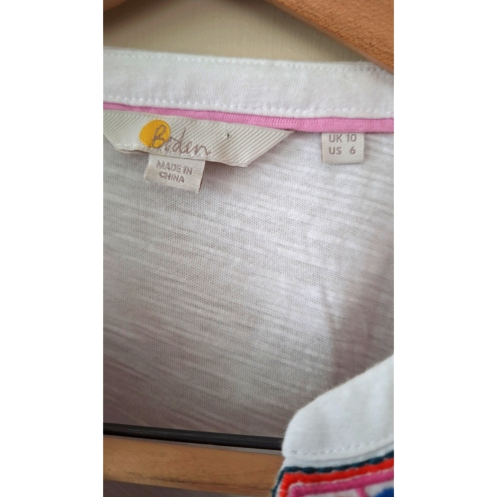 Boden | Embroidered V-Parth Boho Top Blouse - Picture 9 of 16